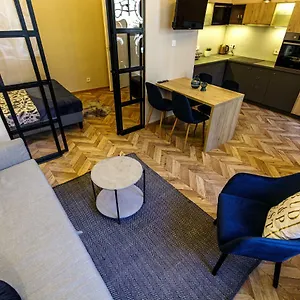 E13 - Elegant , Budapest Hungría